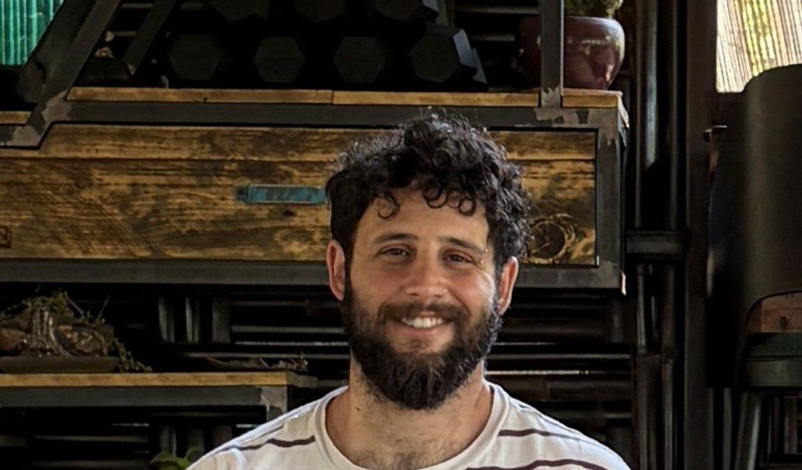 ניר שריד, מייסד שביל פנימי ומנחה המפגשים